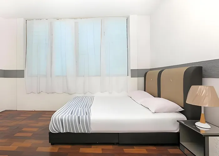 Oyo 90744 Bari Indah Beach Resort