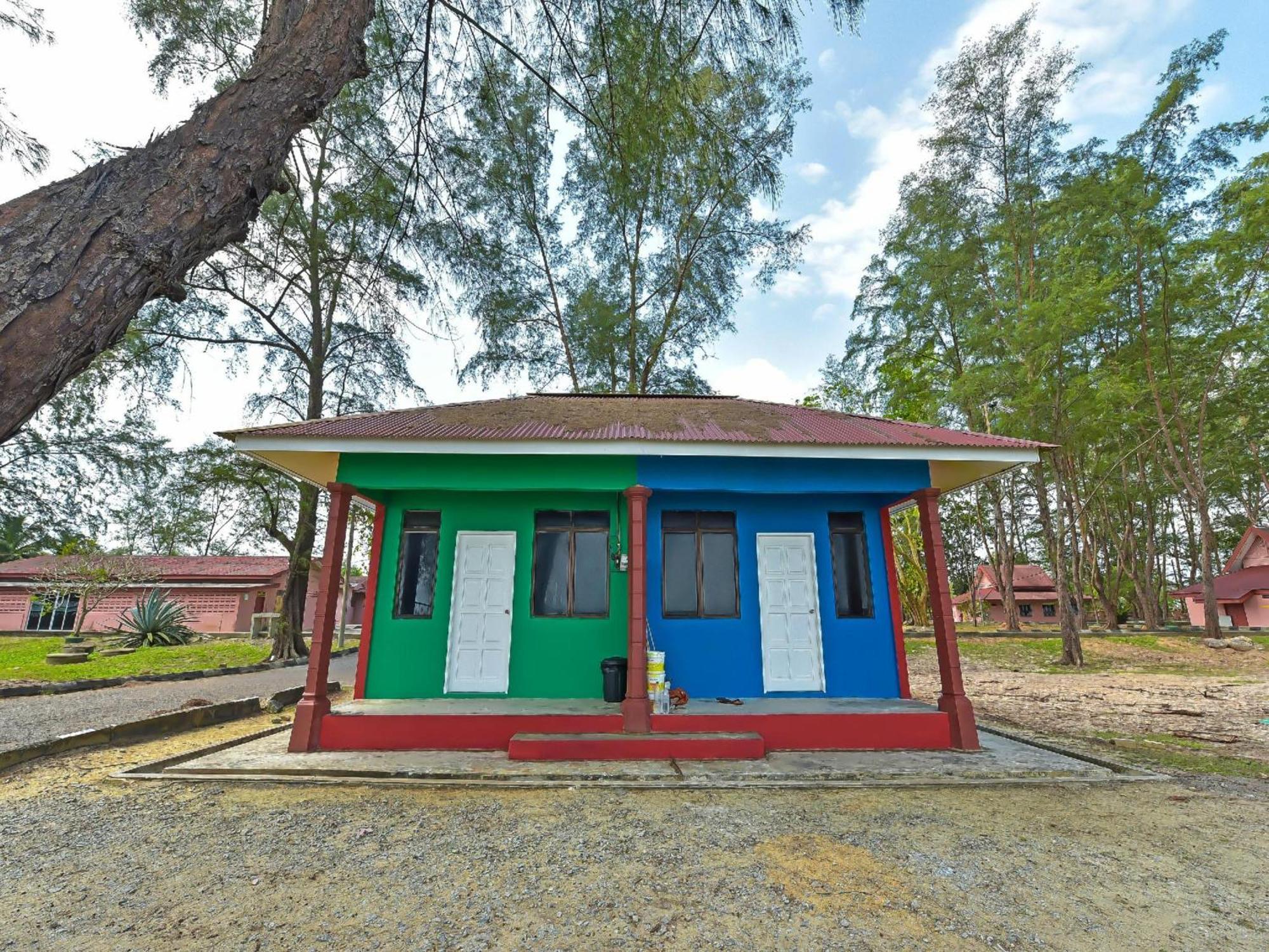 Oyo 90744 Bari Indah